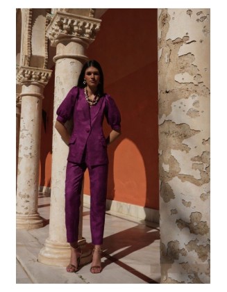 Traje Prune